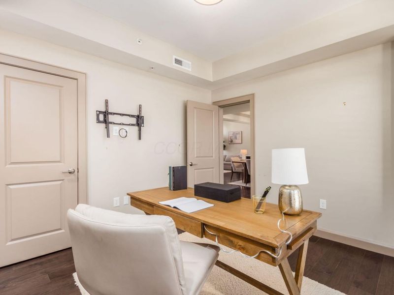 686 Fairway Boulevard, Columbus, OH 43213 Photo 9