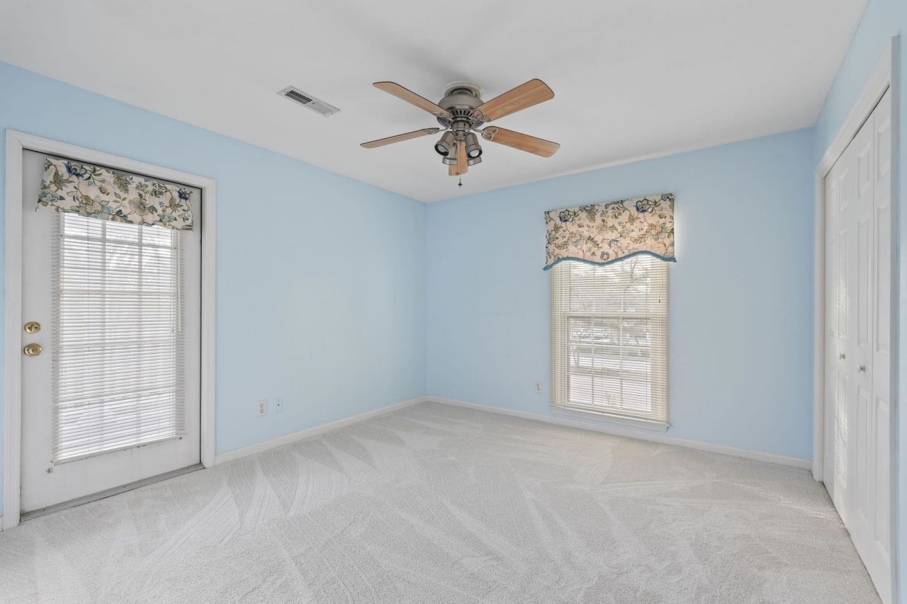 5008 N Kings Hwy. Photo 16