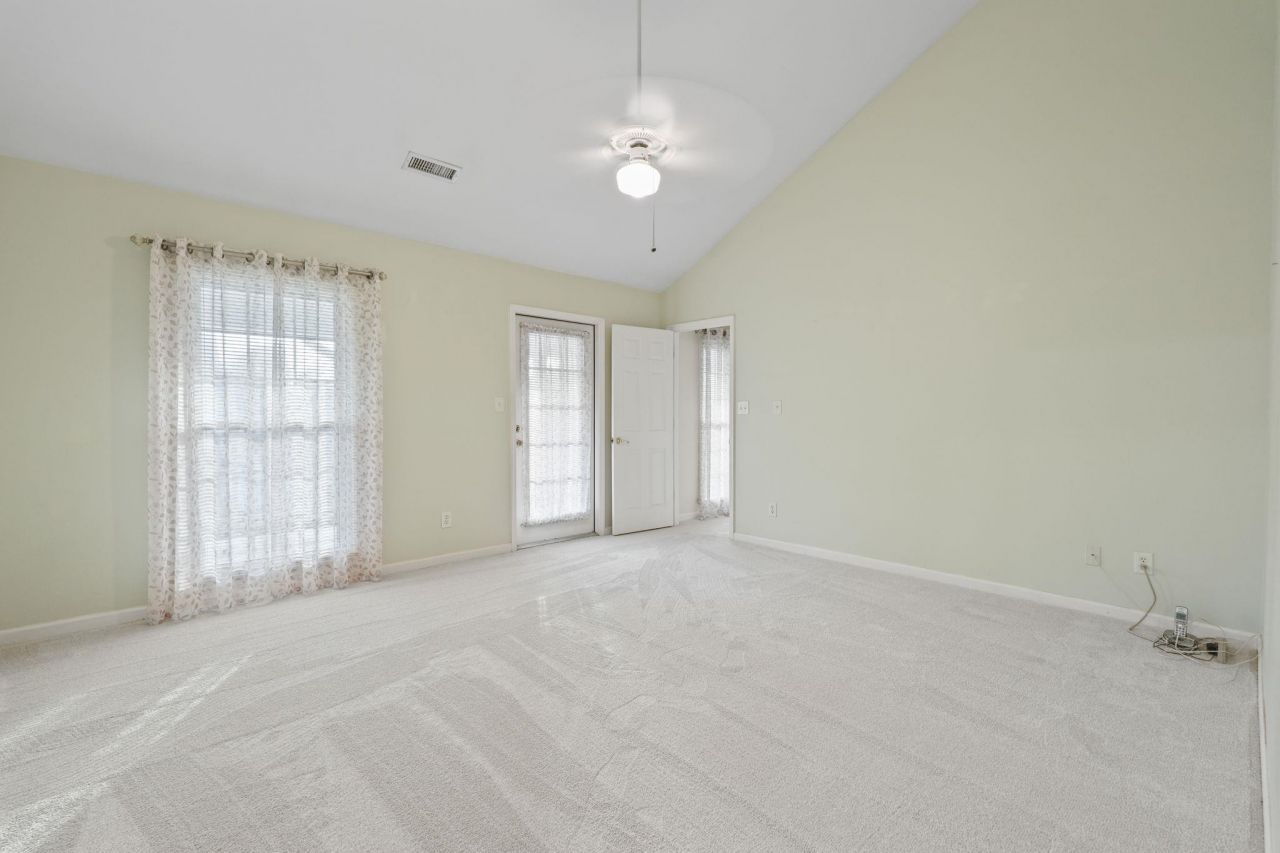 5008 N Kings Hwy. Photo 23