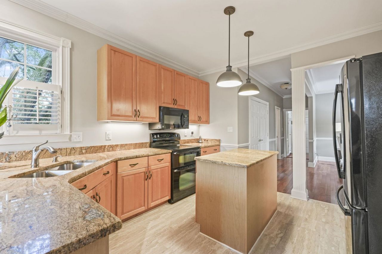 5008 N Kings Hwy. Photo 9