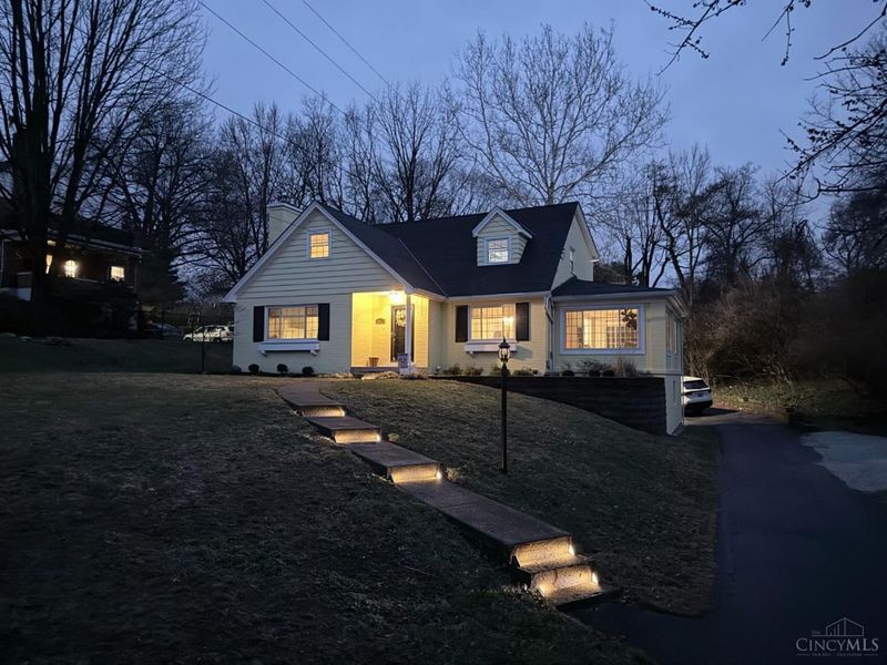 5671 Julmar Drive, Green Township, OH 45238 Photo 3