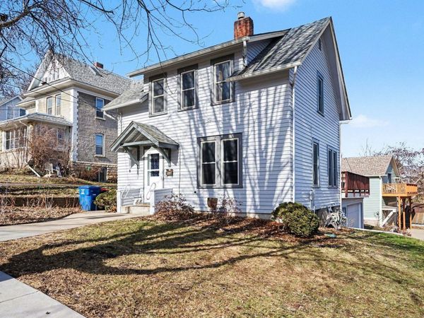 520 10th Street, Red Wing, MN 55066