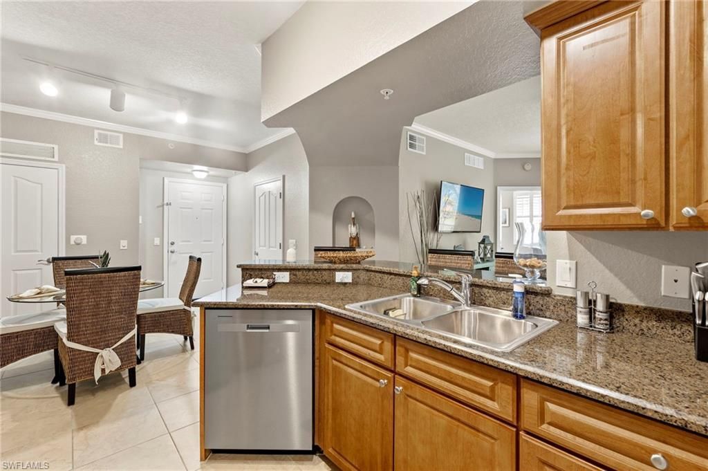 12955 Positano Cir, Unit 104, Naples, FL 34105 Photo