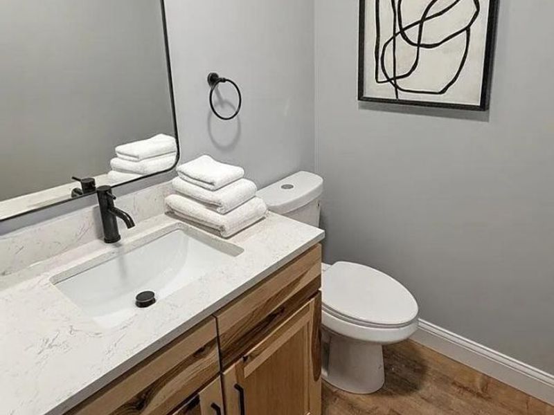 5317 Shiloh Drive , Columbus, OH 43220 Photo 3