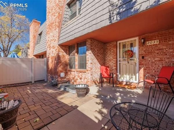 2035 Sussex Lane, Colorado Springs, CO 80909