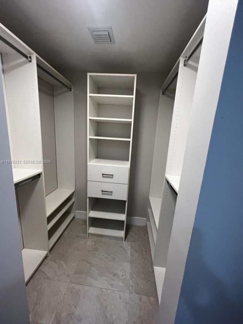 488 NE 18th St , Unit 2302, Miami, FL 33132 Photo