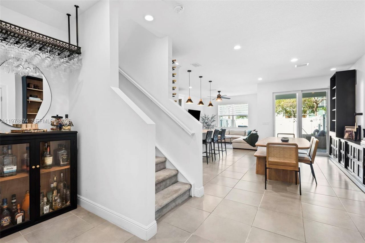 1855 Spoonbill Ct, Deerfield Beach, FL 33442 Main Photo