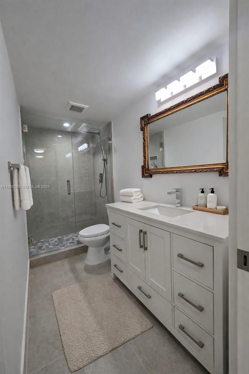 2403 Antigua Cir, Unit L2, Coconut Creek, FL 33066 Photo