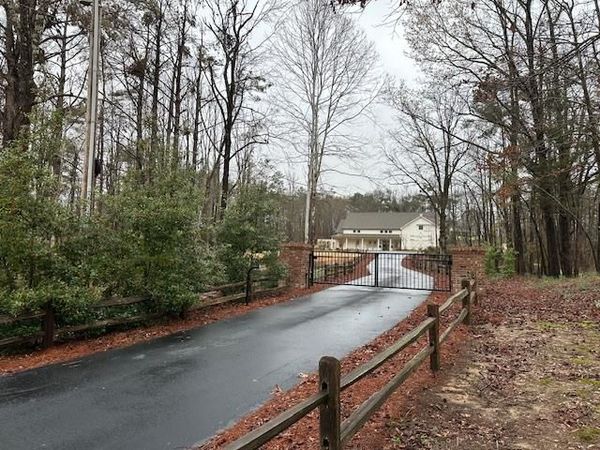 1050 Hwy 6 W, Oxford, MS 38655