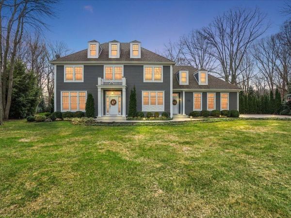 3277 Estates Drive, St. Joseph, MI 49085