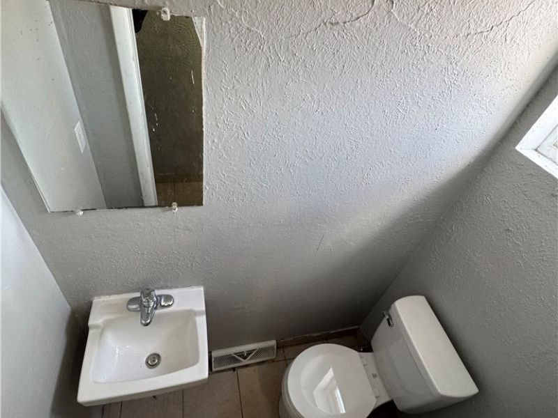 4871 Banbury Court, Unit 10, Warrensville Heights, OH 44128 Photo 9