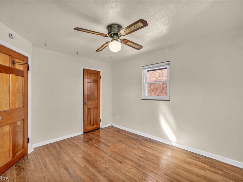 275 E 200th Street , Euclid, OH 44119 Photo 18