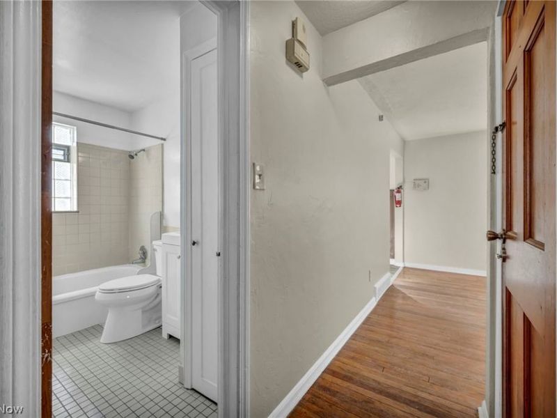 275 E 200th Street , Euclid, OH 44119 Photo 23