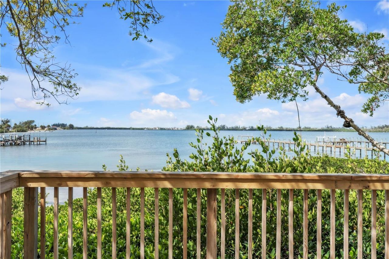 7625 4th Avenue W, Bradenton, FL 34209 Photo