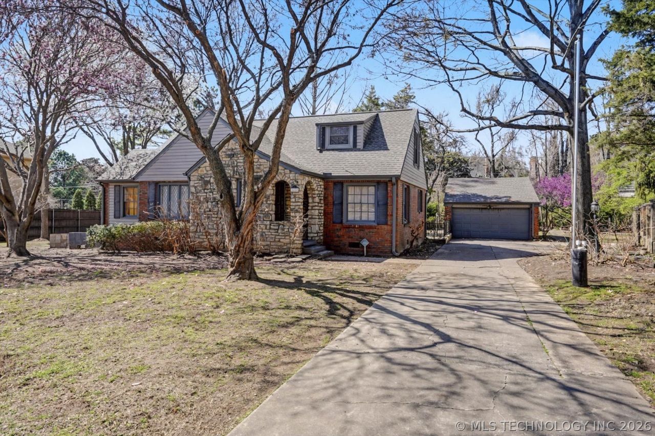 2428 S Cincinnati Avenue, Tulsa, OK 74114 Main Photo