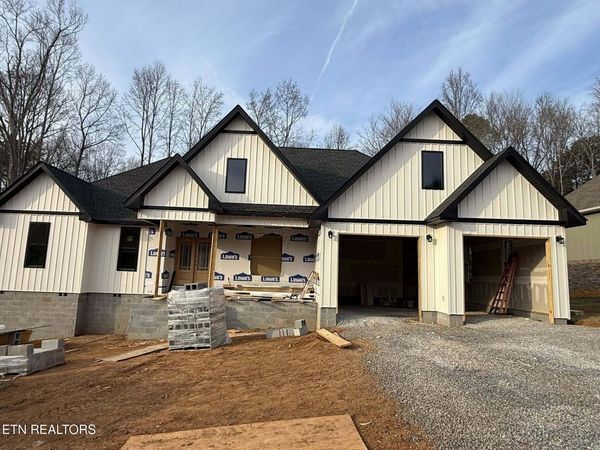 331 Shadows Lawn Drive, Athens, TN 37303