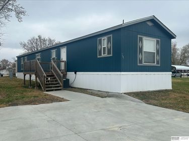 1407 W Commodore Boulevard , Lincoln, NE 68522