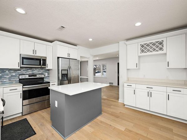 1756 Saunders Avenue , Saint Paul, MN 55116