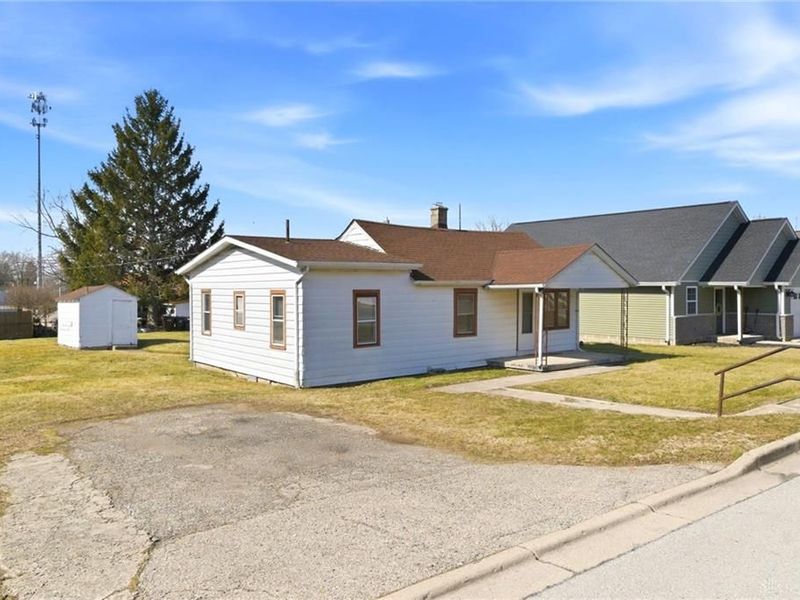 1607 Montgomery Avenue, Fairborn, OH 45324 Photo 3