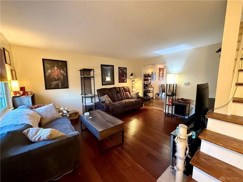 2215 Crew Circle, West Carrollton, OH 45439 Photo 2