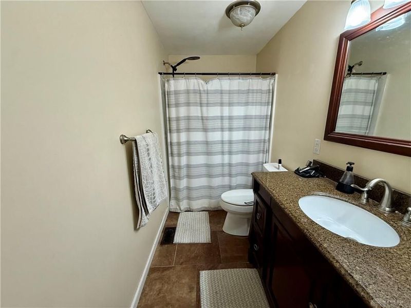 2215 Crew Circle, West Carrollton, OH 45439 Photo 8