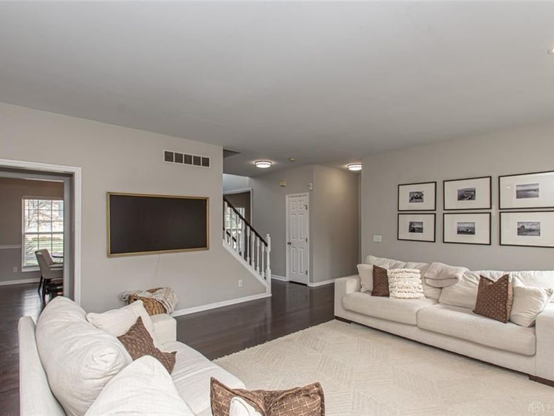 1586 Heritage Lake Drive, Centerville, OH 45458 Photo 18