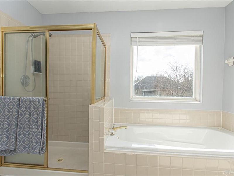 1586 Heritage Lake Drive, Centerville, OH 45458 Photo 29