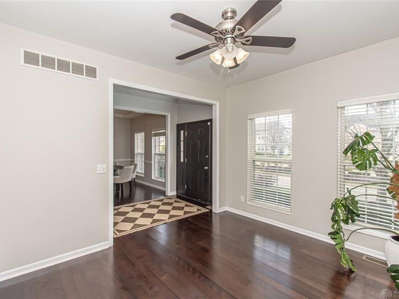 1586 Heritage Lake Drive, Centerville, OH 45458 Photo 7