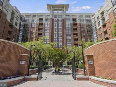 1021 N GARFIELD STREET, Unit 812, ARLINGTON, VA 22201
