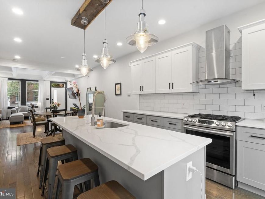 2674 Martha Street, Philadelphia, PA 19125 Main Photo