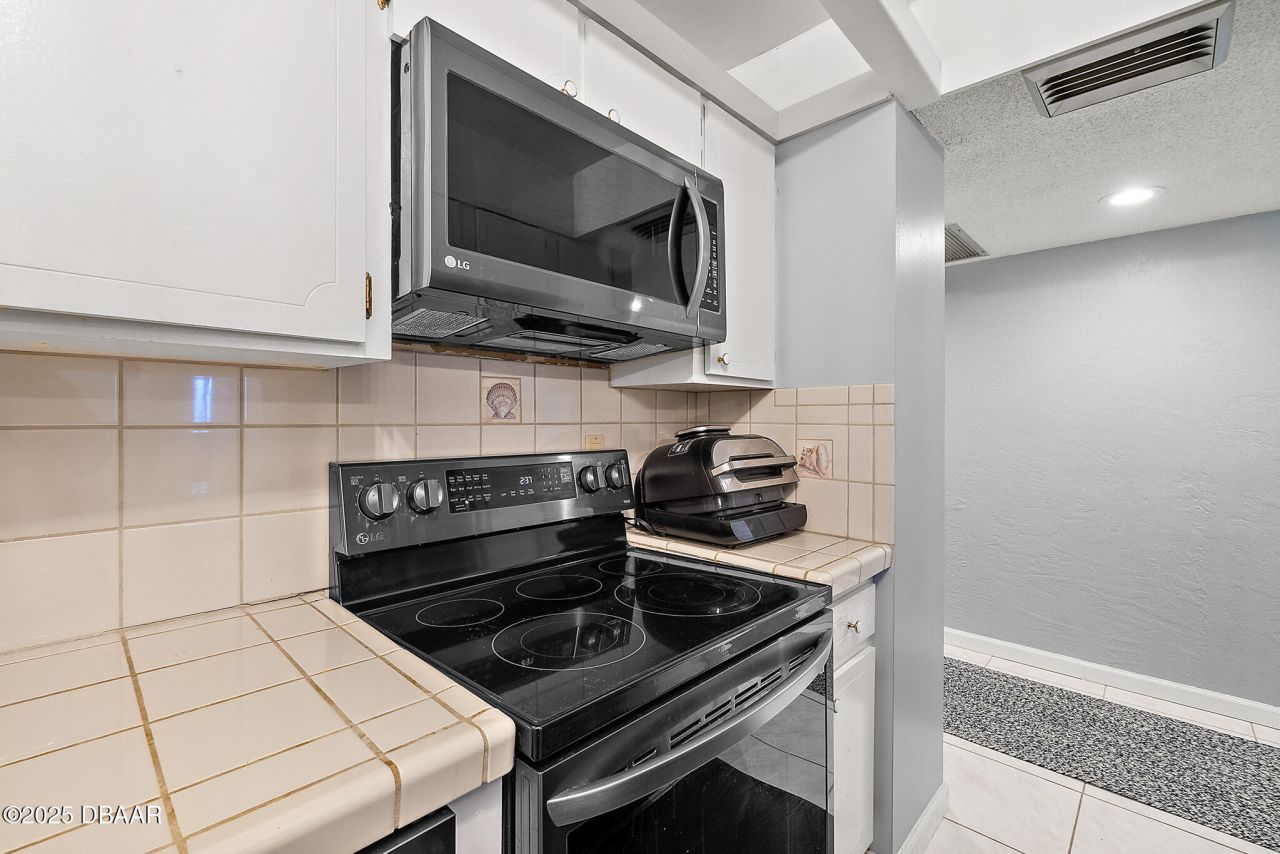 2947 S Atlantic Avenue, Unit 1903, Daytona Beach Shores, FL 32118 Photo