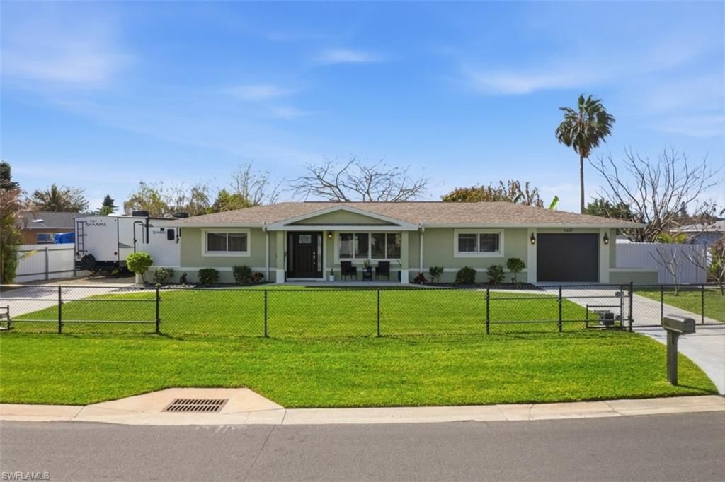 1437 Alwynne Dr N, Lehigh Acres, FL 33936 Photo