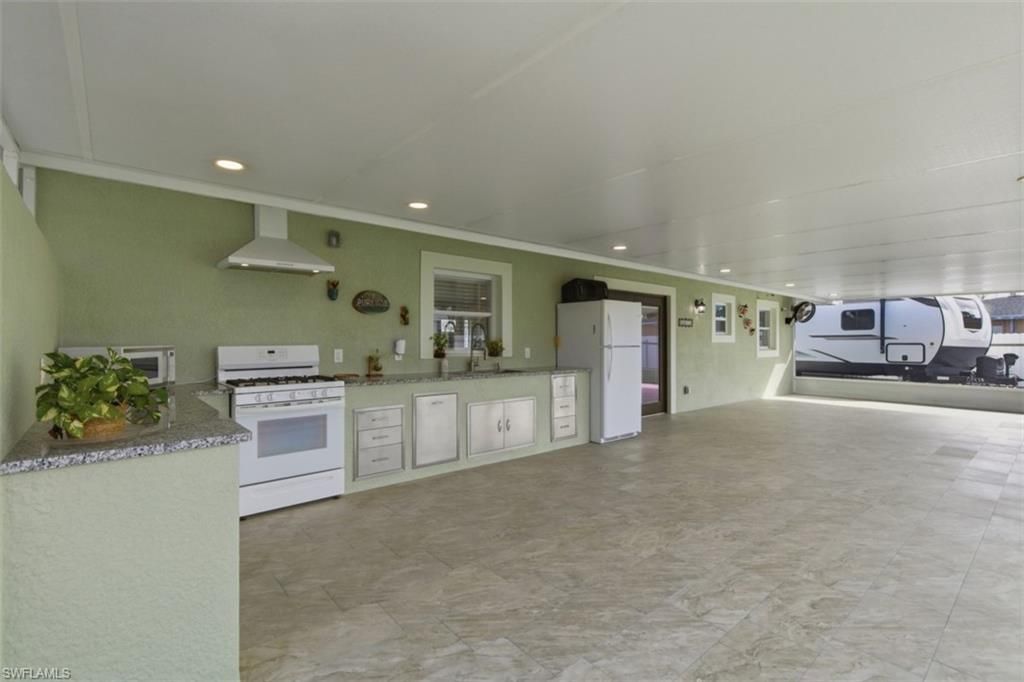 1437 Alwynne Dr N, Lehigh Acres, FL 33936 Photo