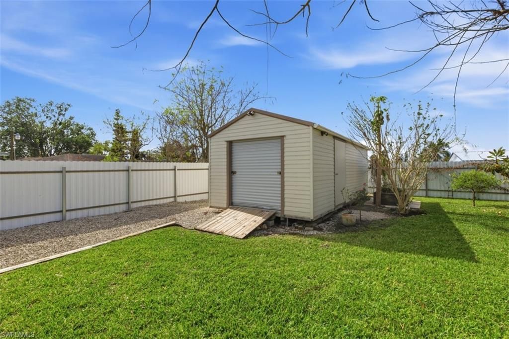 1437 Alwynne Dr N, Lehigh Acres, FL 33936 Photo