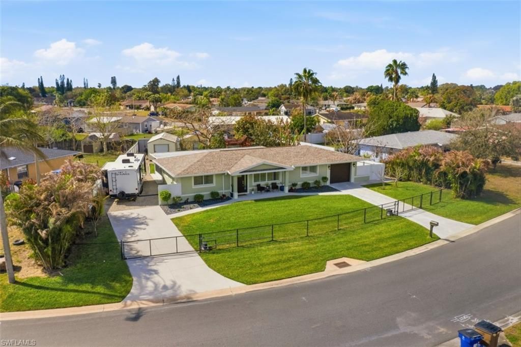 1437 Alwynne Dr N, Lehigh Acres, FL 33936 Photo