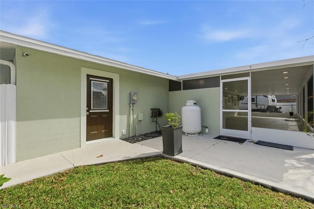 1437 Alwynne Dr N, Lehigh Acres, FL 33936 Photo