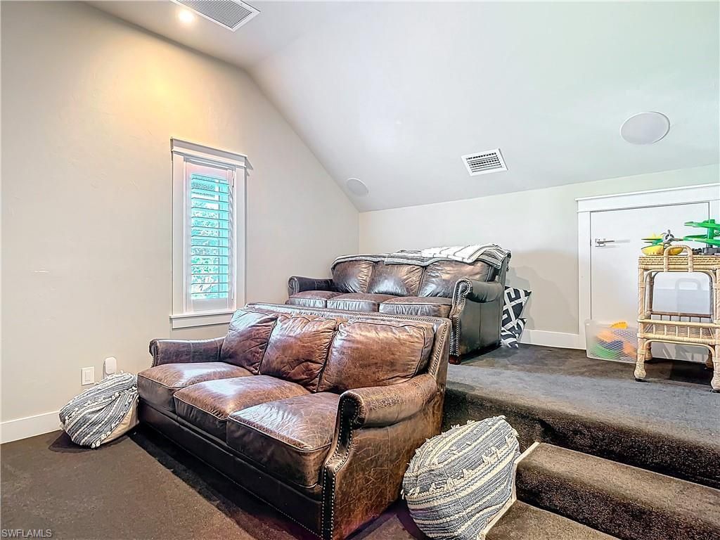 750 Periwinkle Way, Sanibel, FL 33957 Photo