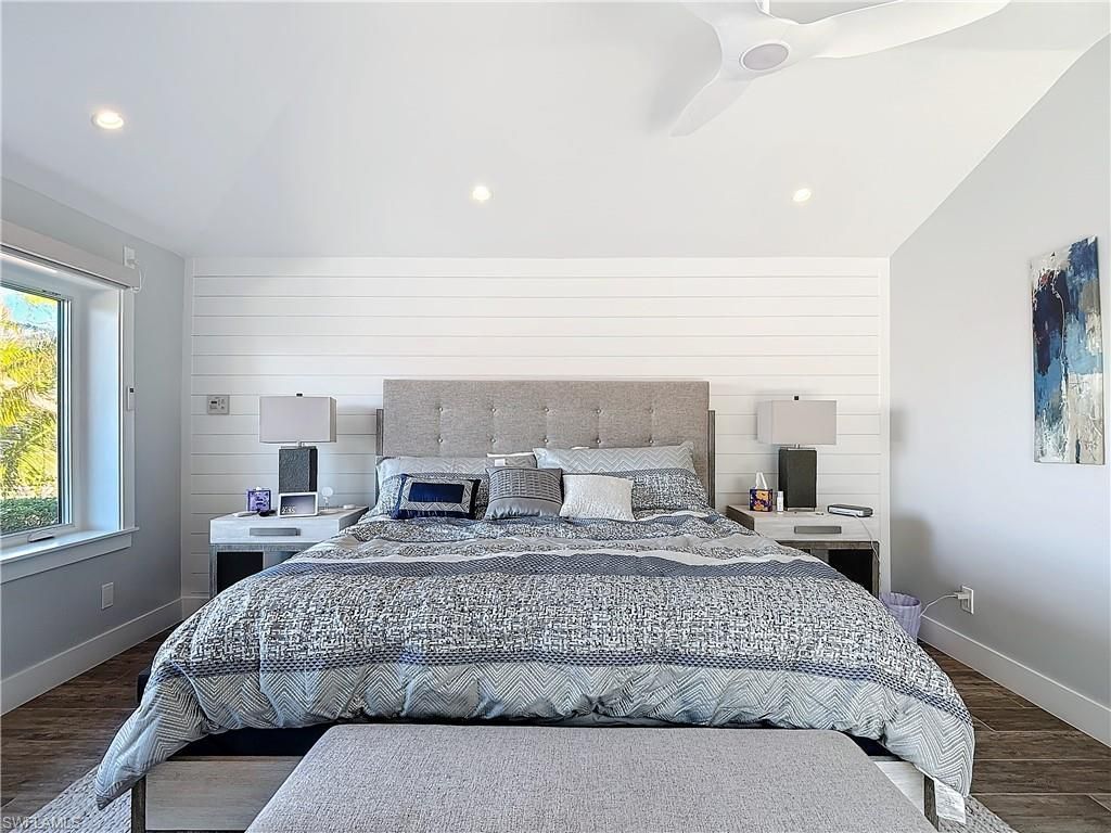 750 Periwinkle Way, Sanibel, FL 33957 Photo