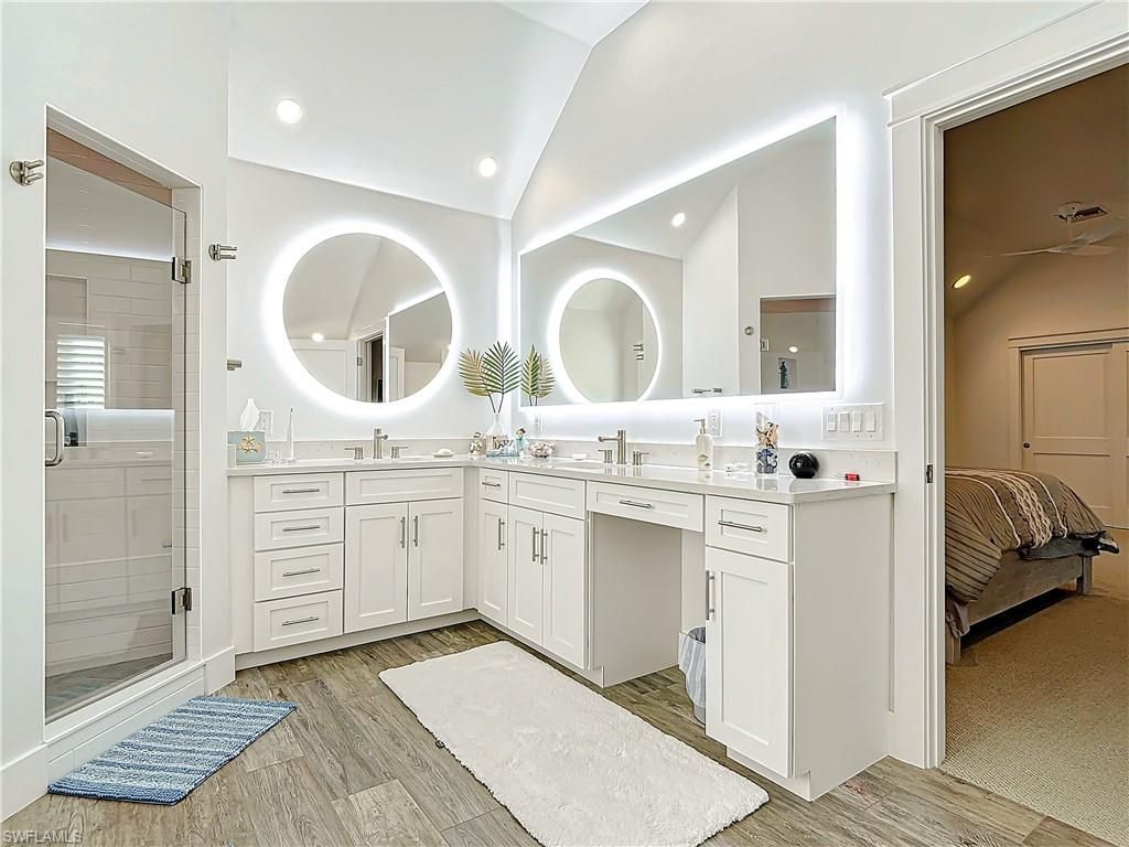 750 Periwinkle Way, Sanibel, FL 33957 Photo