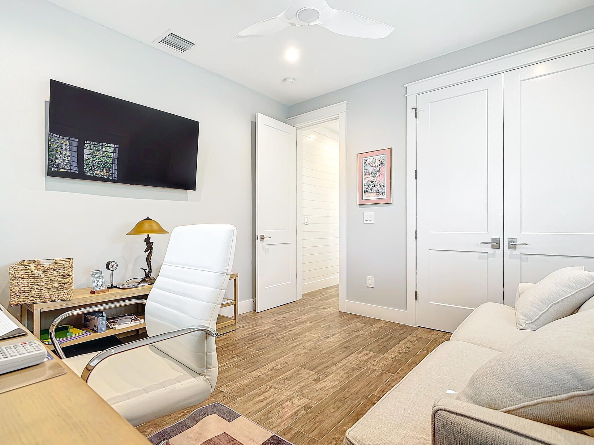 750 Periwinkle Way, Sanibel, FL 33957 Photo