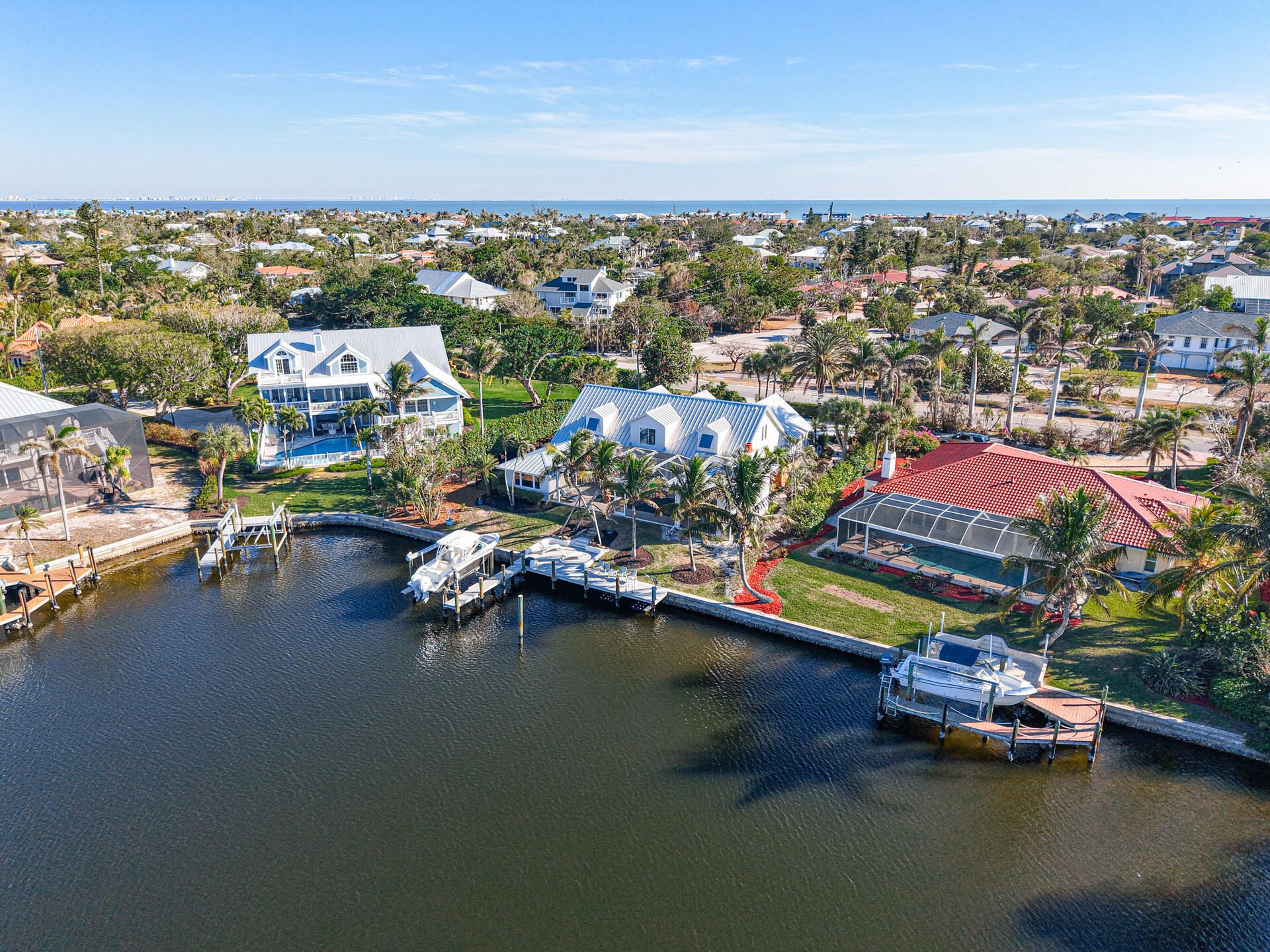 750 Periwinkle Way, Sanibel, FL 33957 Photo