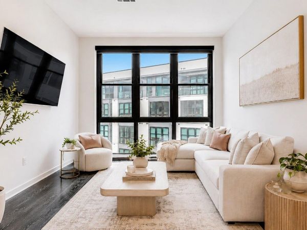 800 Embassy DR, Unit 513, Austin, TX 78702