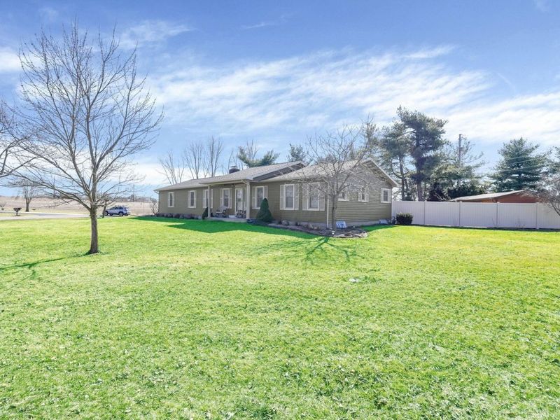 2519 Jefferson Avenue , Circleville, OH 43113 Photo 6