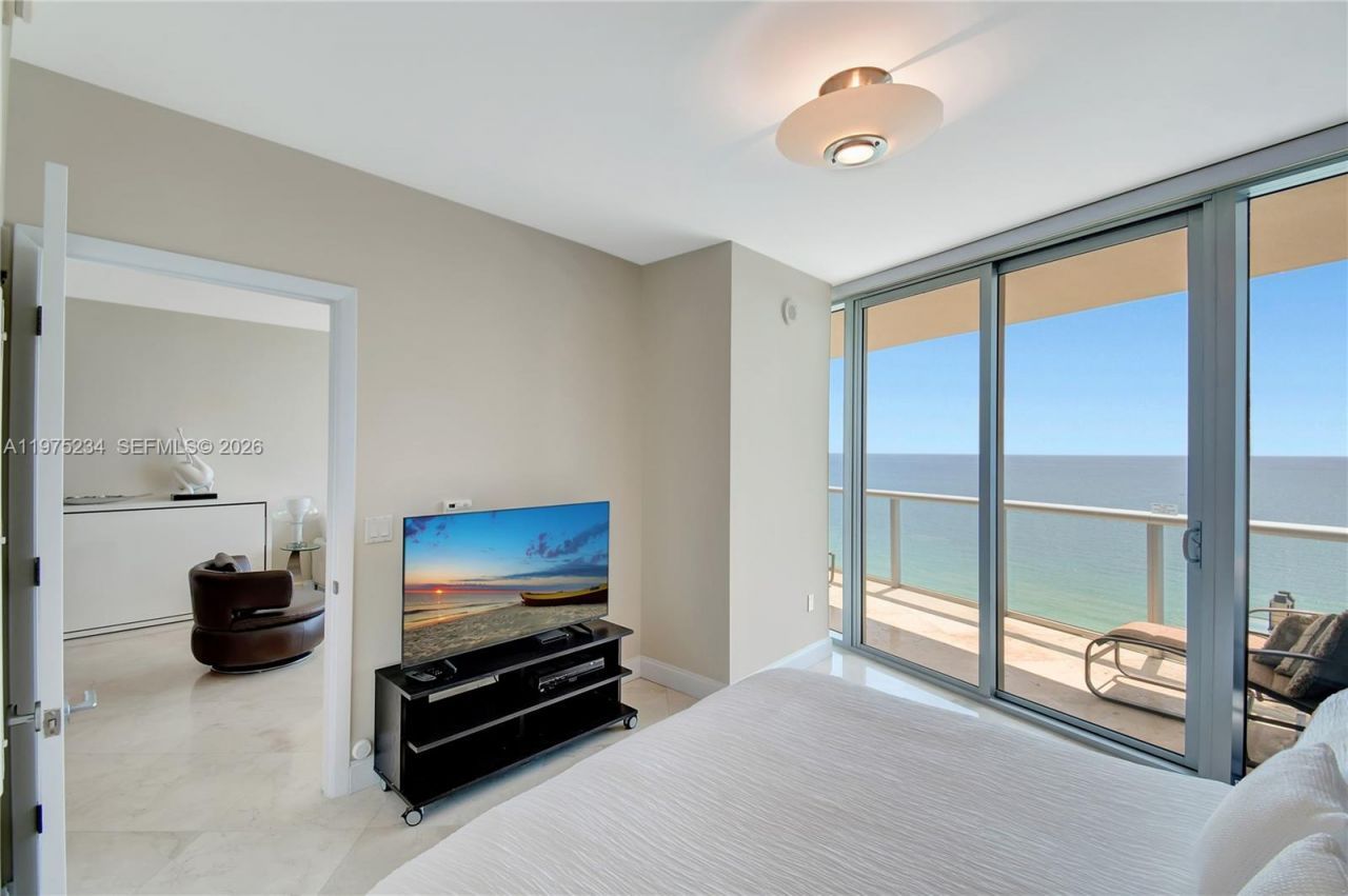 17001 Collins Ave , Unit 2006, Sunny Isles Beach, FL 33160 Photo