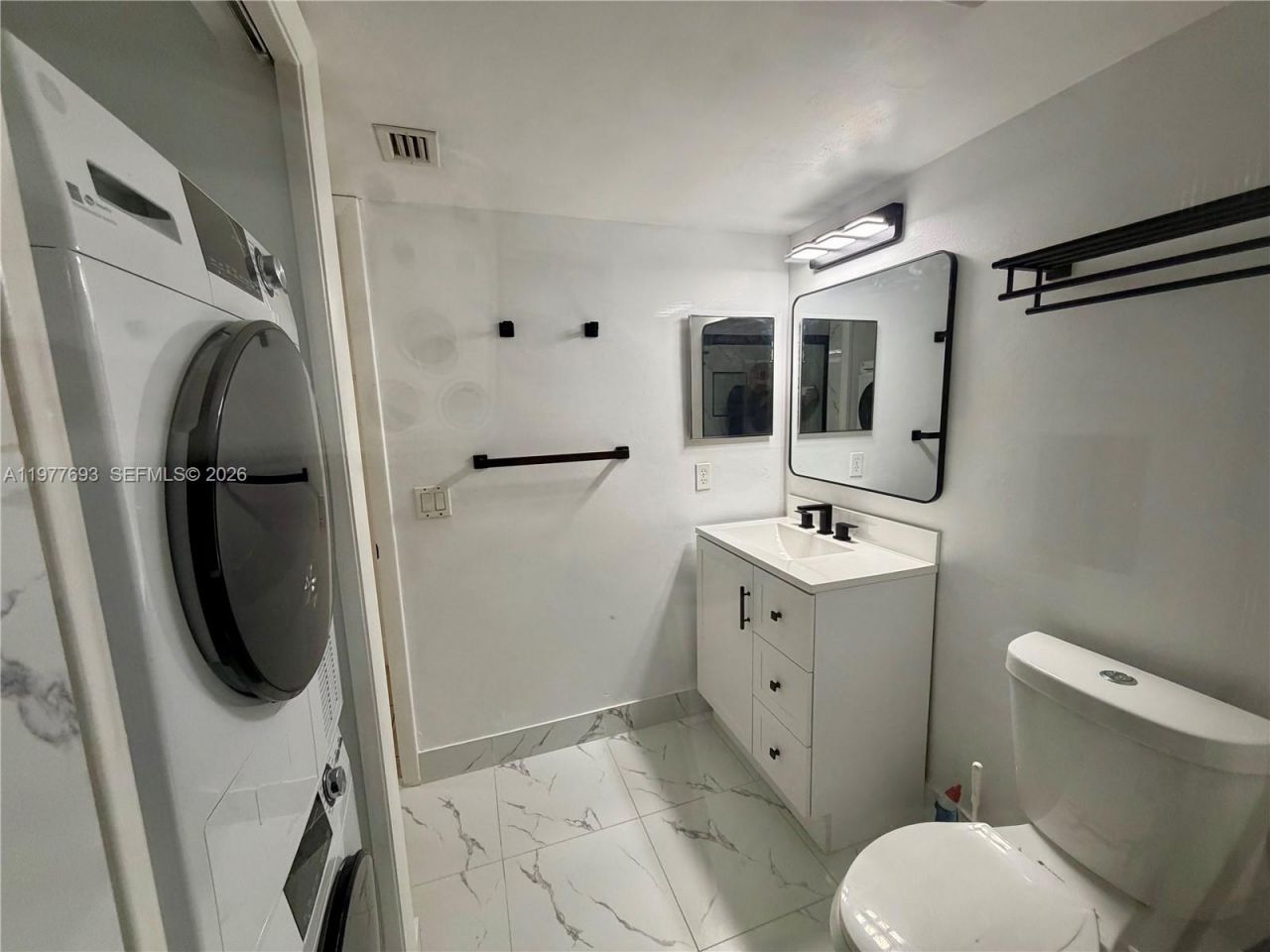 16481 Blatt Blvd, Unit 102, Weston, FL 33326 Photo