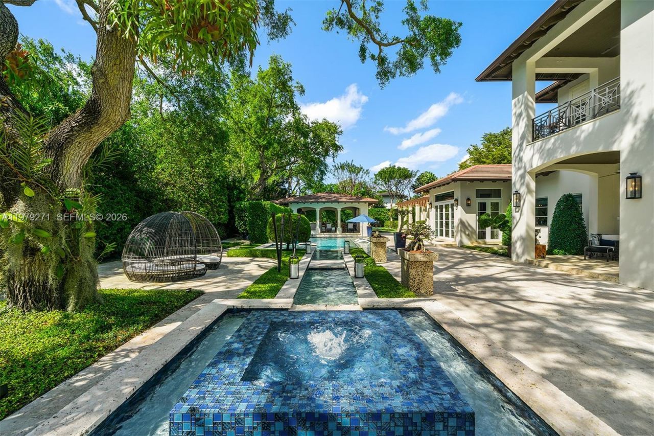 11750 SW 68th Ct , Pinecrest, FL 33156 Photo