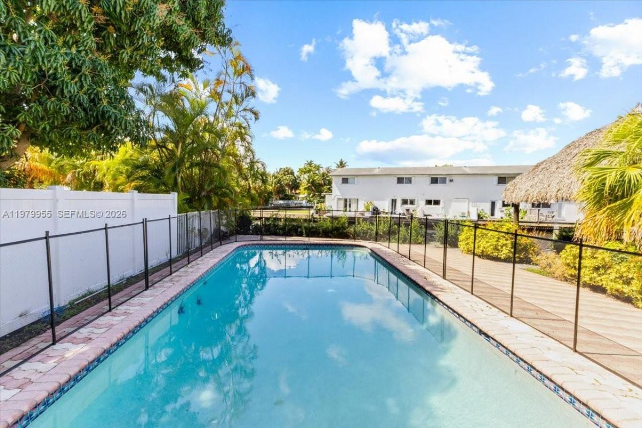 2925 Coral Shores Dr , Unit 2925, Fort Lauderdale, FL 33306 Photo