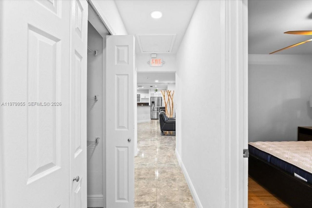 2925 Coral Shores Dr , Unit 2925, Fort Lauderdale, FL 33306 Photo