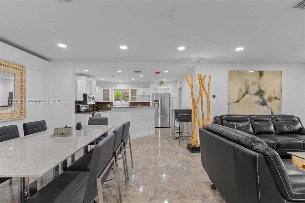 2925 Coral Shores Dr , Unit 2925, Fort Lauderdale, FL 33306 Photo