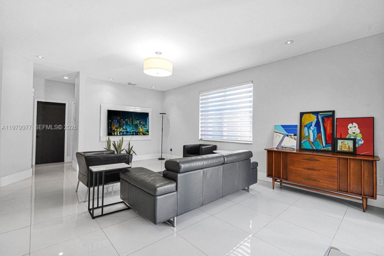 9491 NW 45th St , Doral, FL 33178 Photo